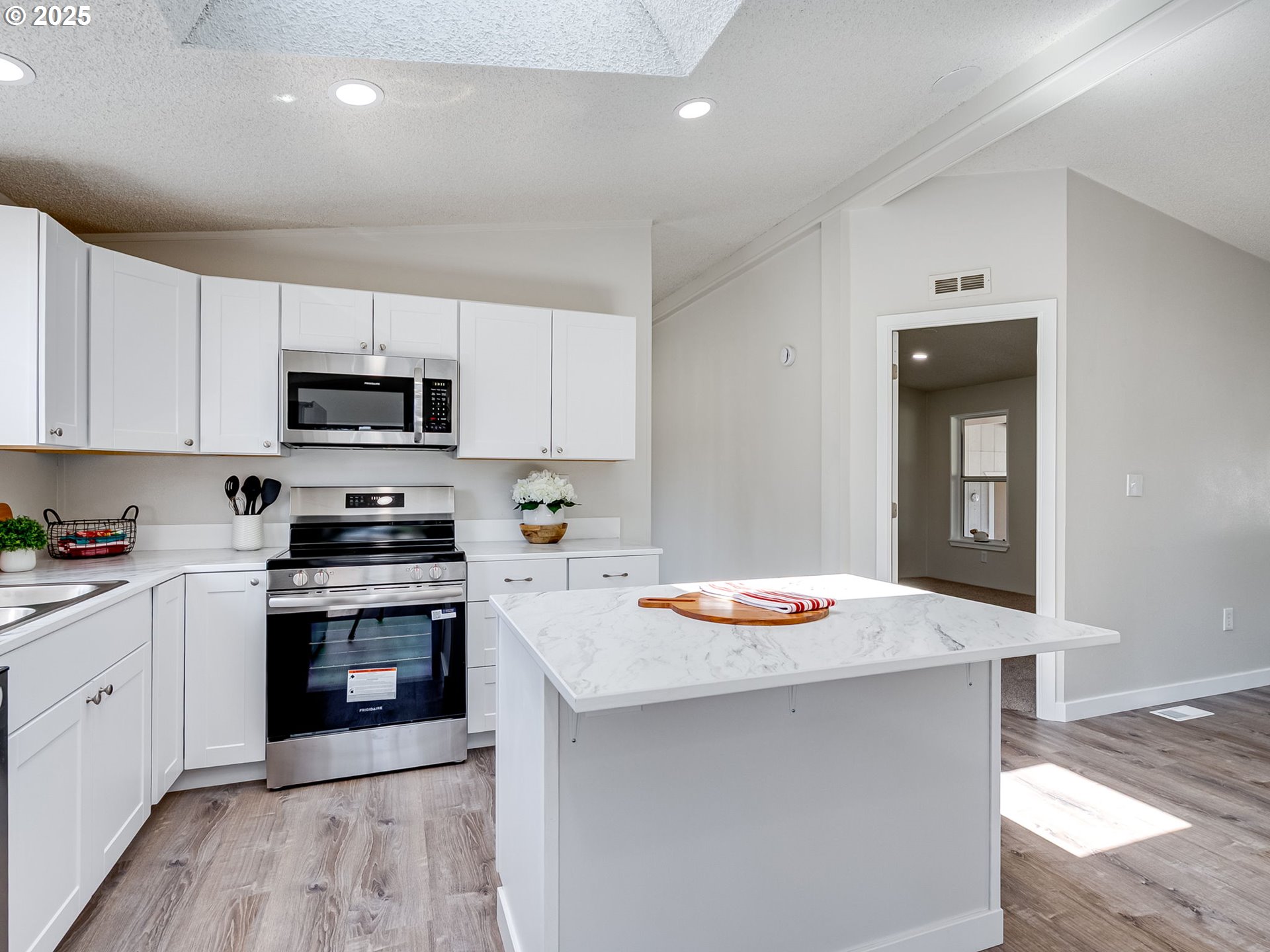 Vancouver, Washington 98682, United States, 3 Bedrooms Bedrooms, ,2 BathroomsBathrooms,Residential,Active,145590