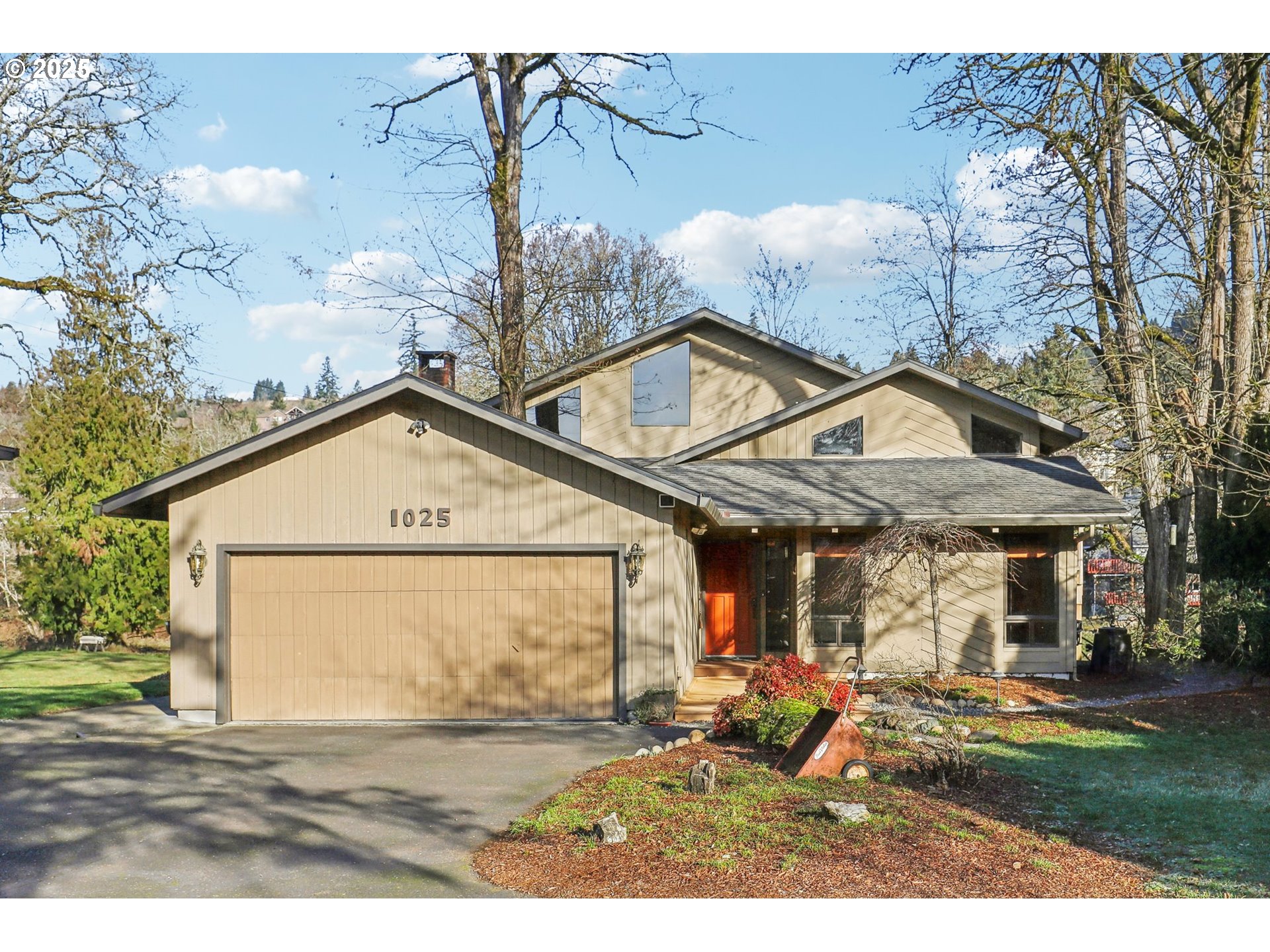 1025 K ST