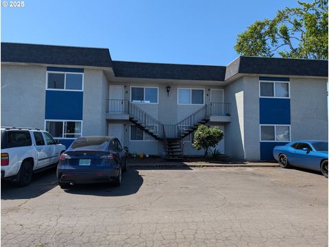 101 N 10TH ST Creswell OR 97426