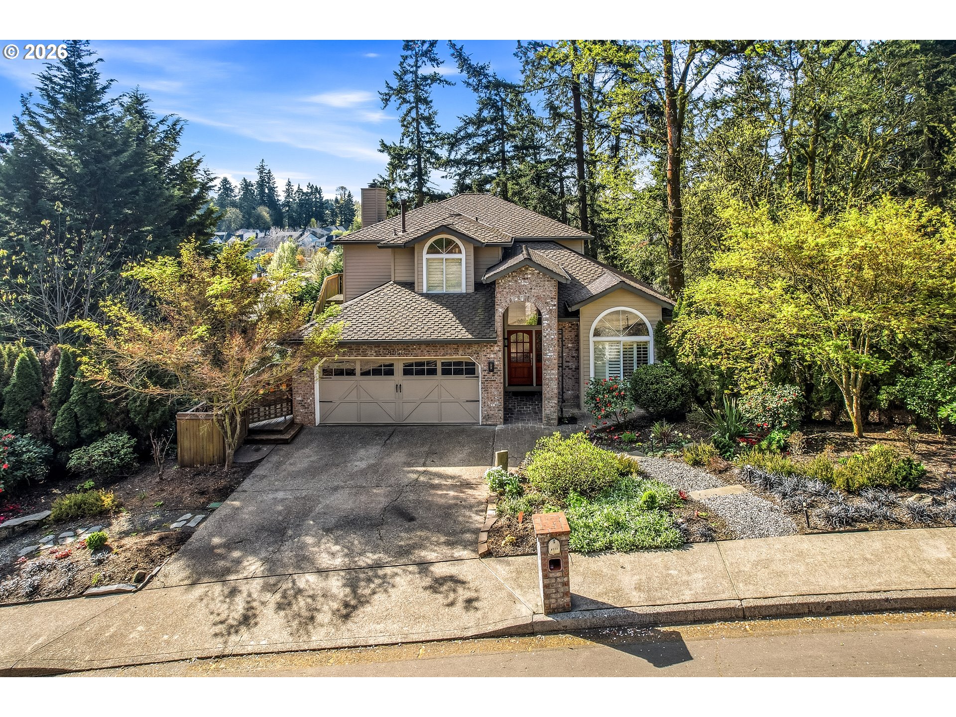 8550 SW ROGUE LN