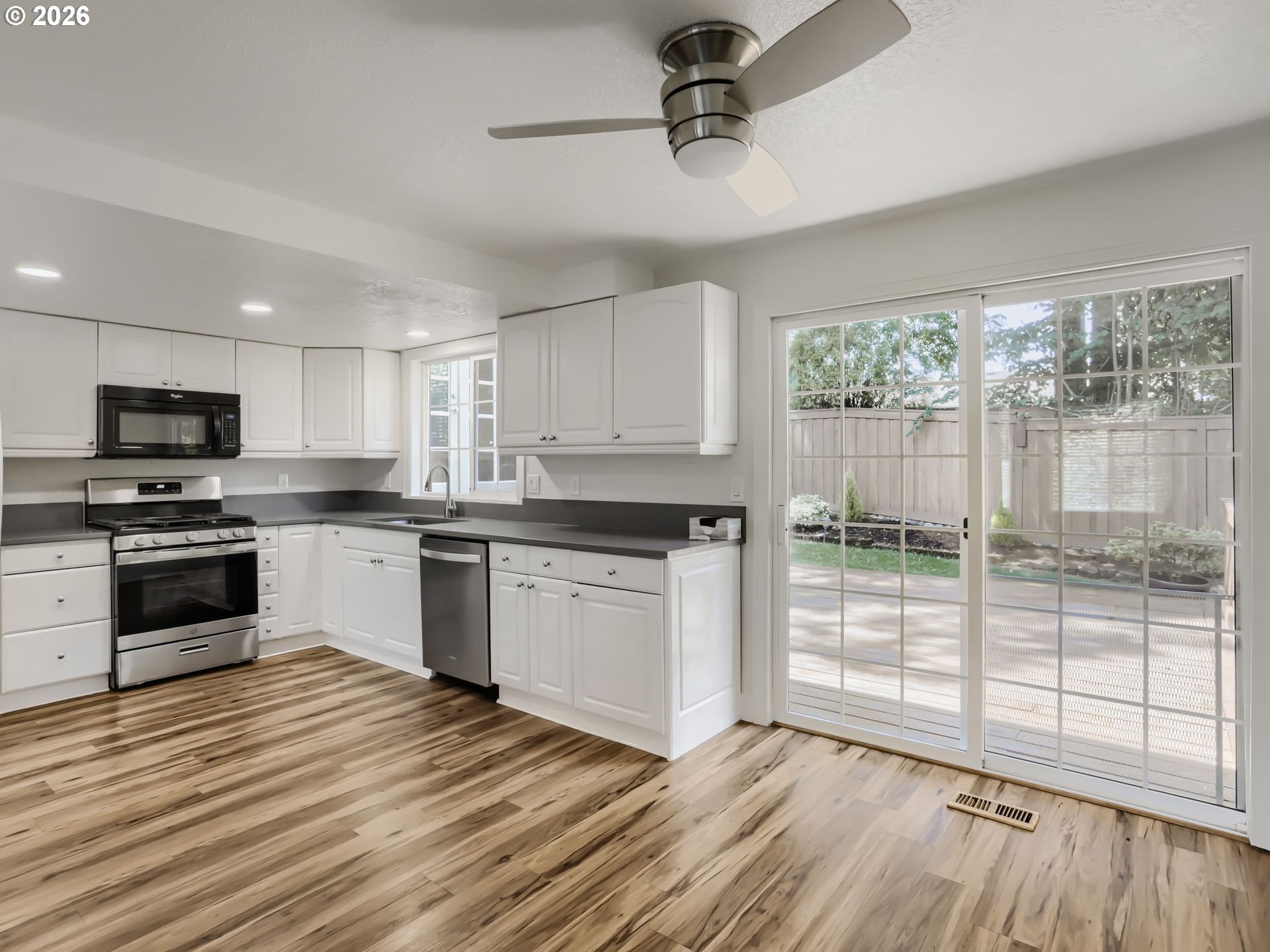 9411 SW SILETZ DR