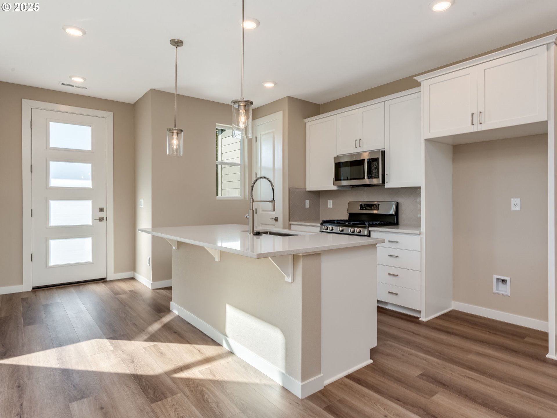 8383 SE Blanton