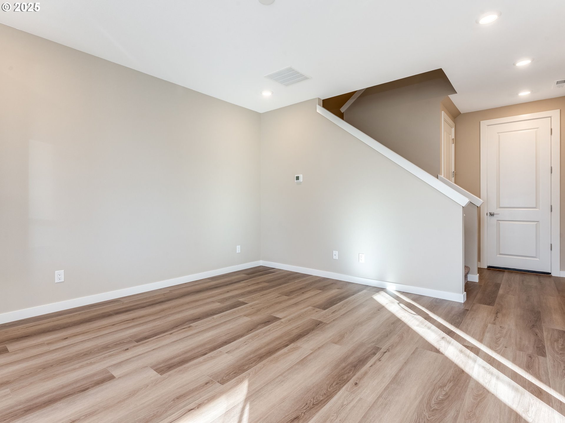 8383 SE Blanton