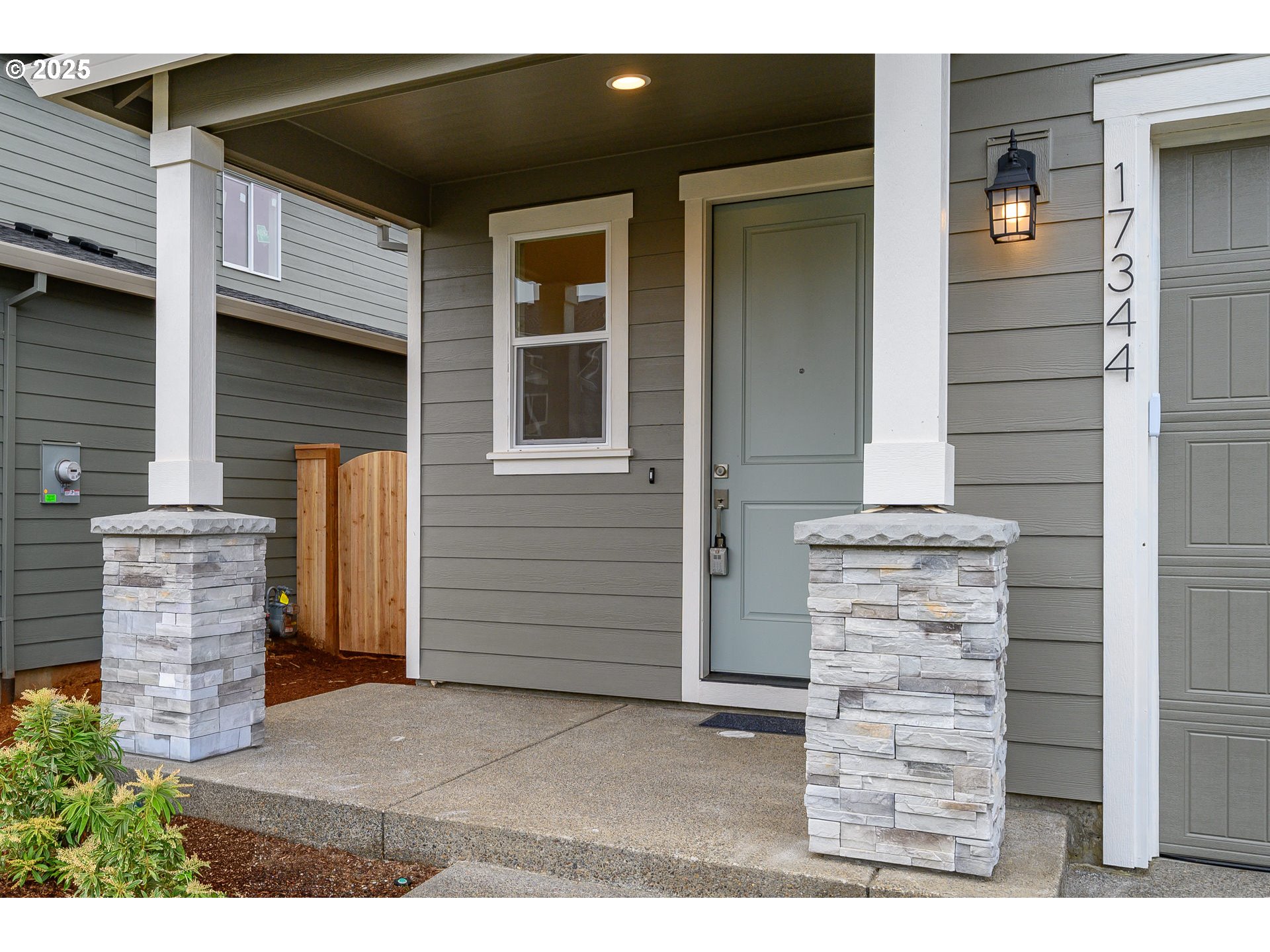 24066 SW Maple TER SW