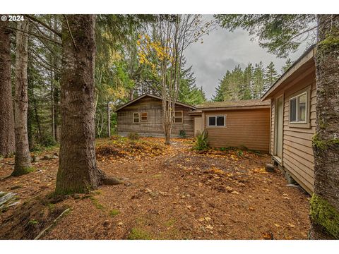 A home in Coos Bay