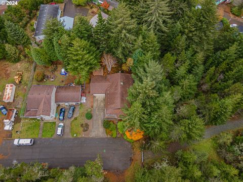 A home in Coos Bay