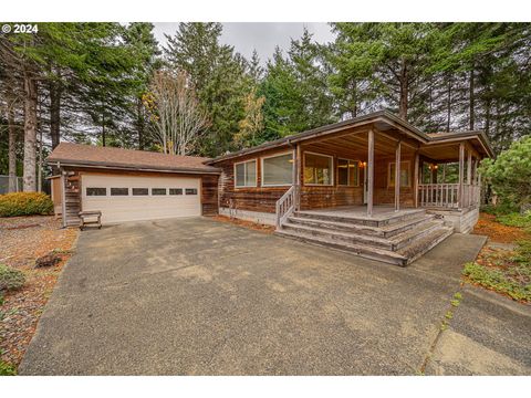 A home in Coos Bay