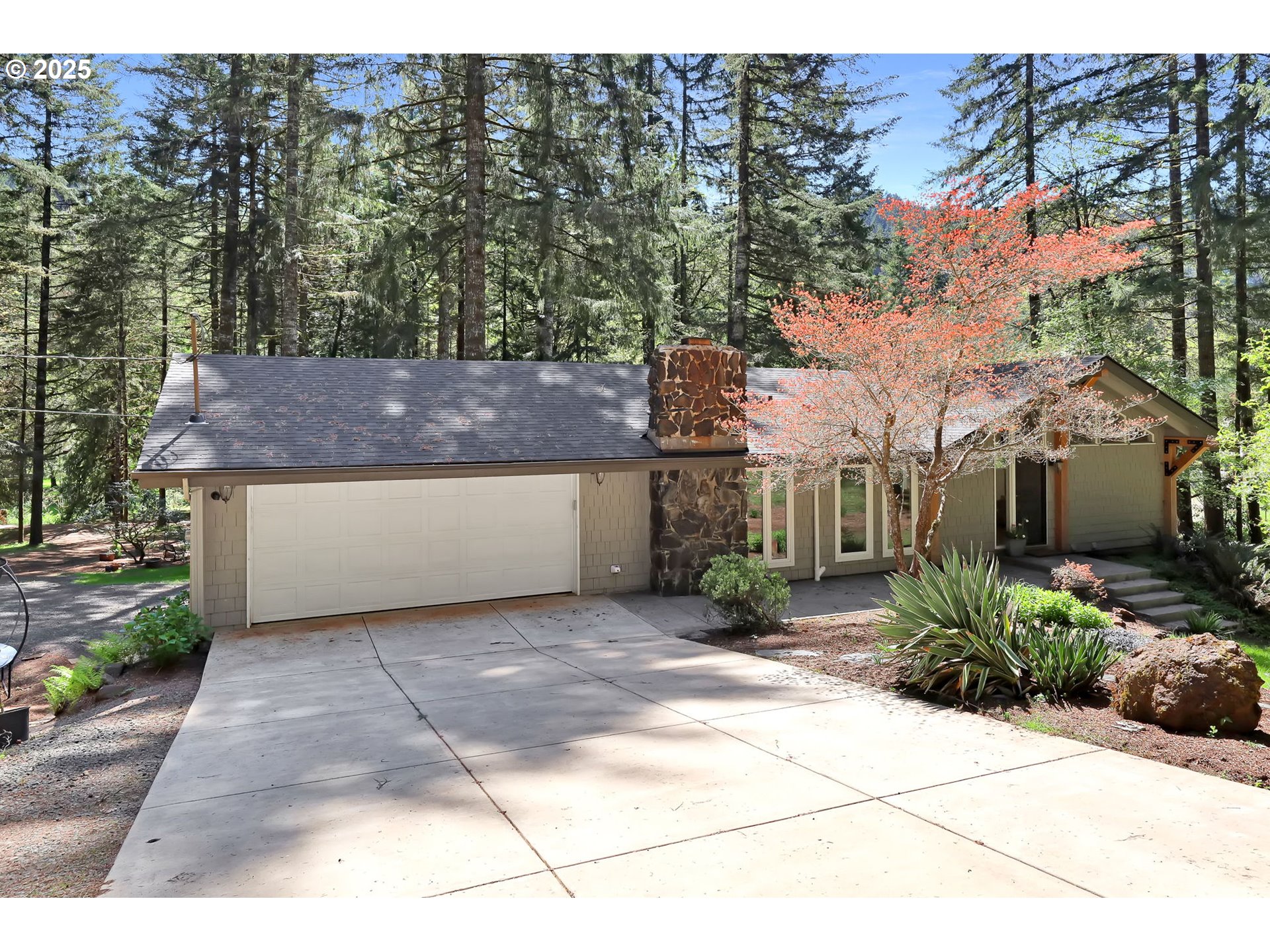 22276 VAUGHN RD