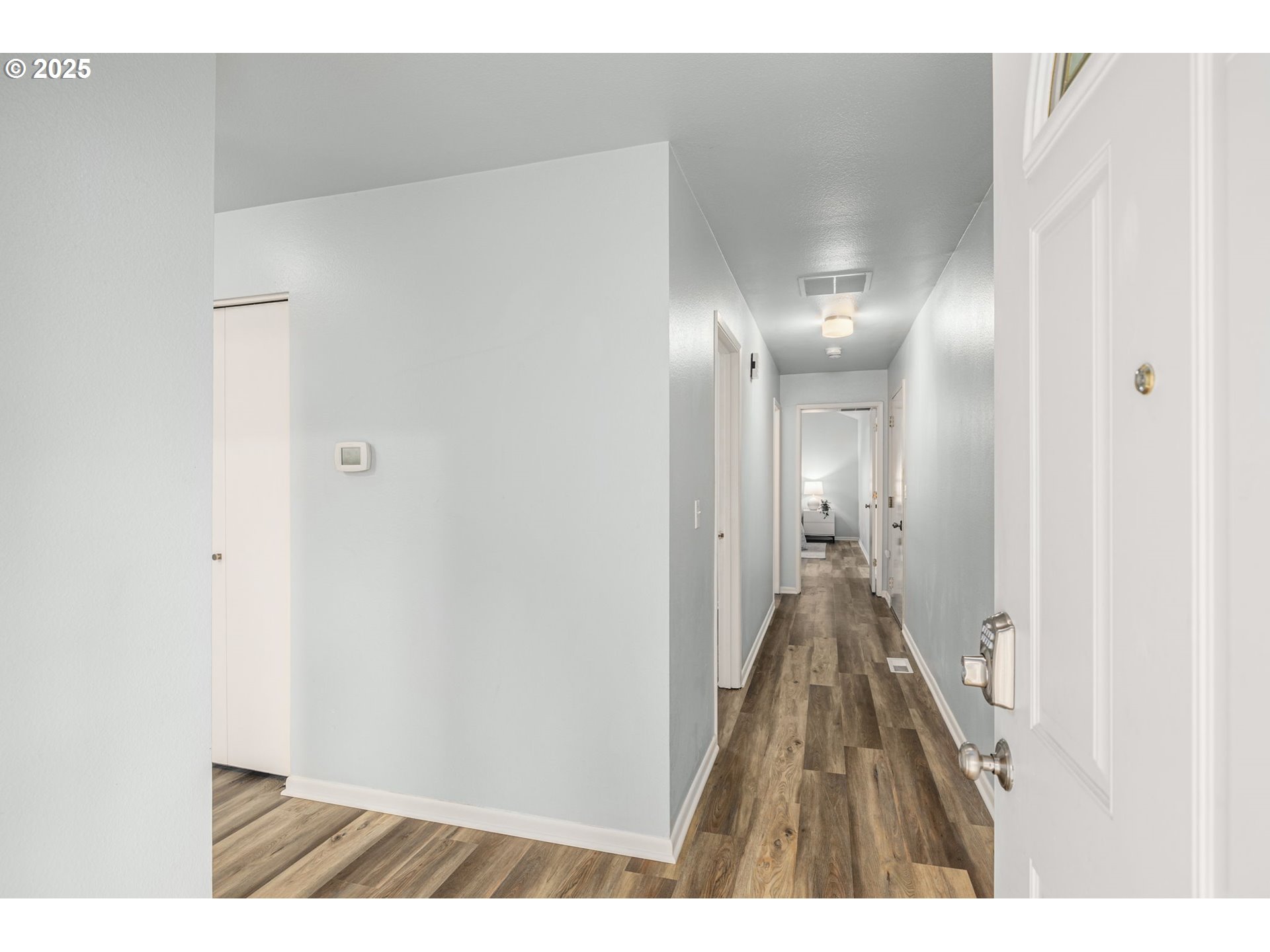 1696 NW ROLLING HILL DR