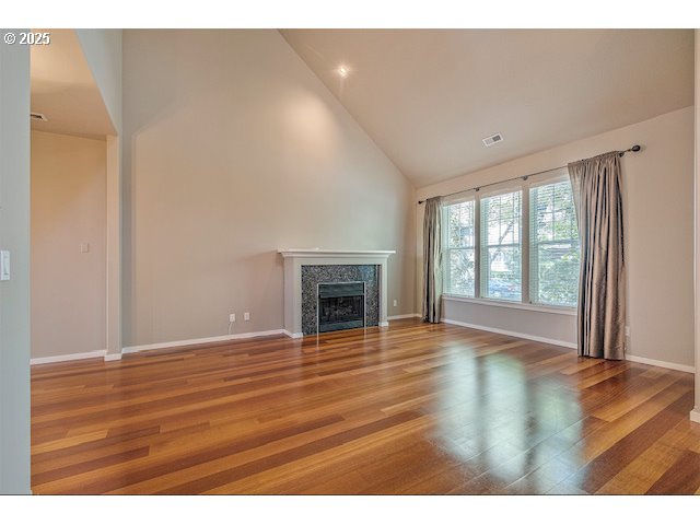 916 NE 73RD AVE