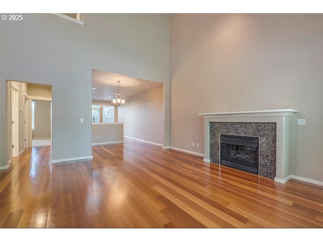 916 NE 73RD AVE
