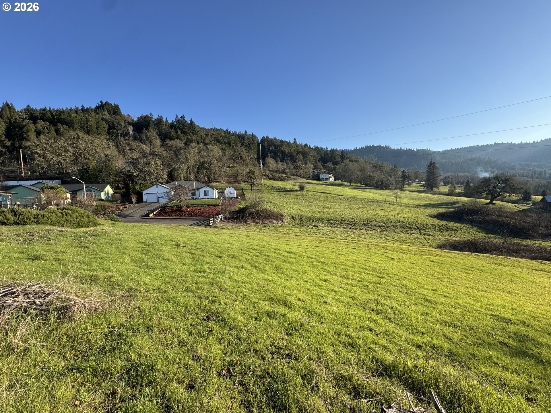 1192 W HARRIS HILLS DR