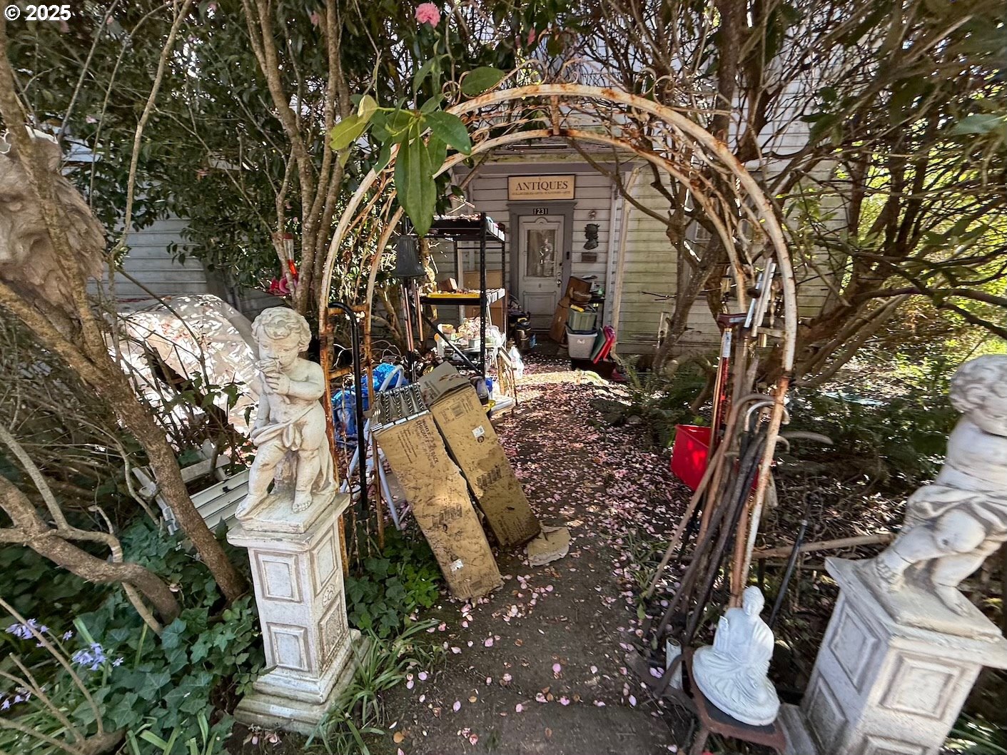 1231 CENTRAL AVE