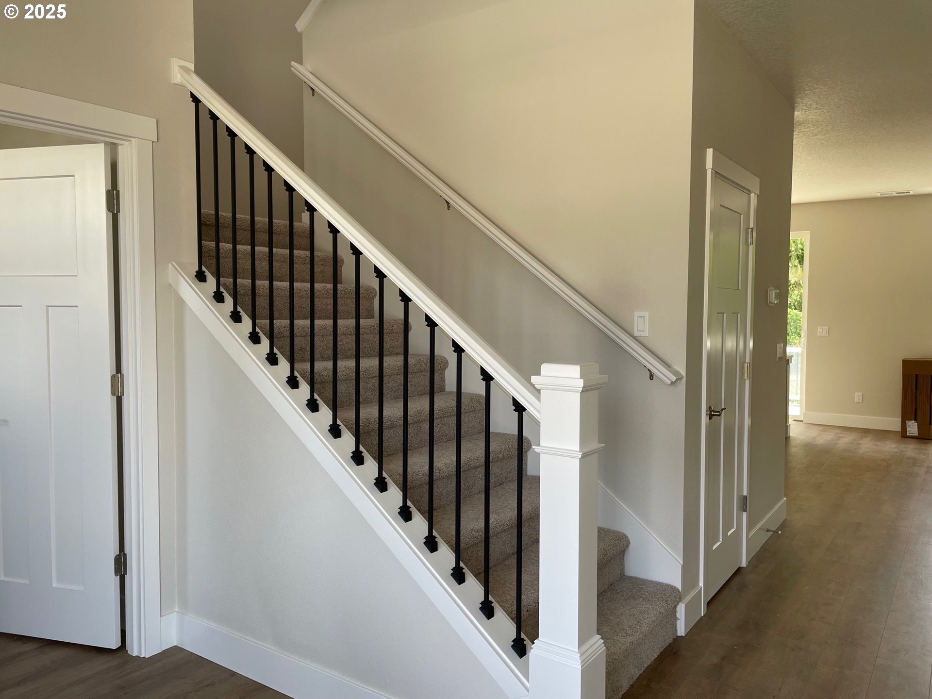 Sherwood, Oregon 97140, United States, 3 Bedrooms Bedrooms, ,3 BathroomsBathrooms,Residential,Active,91053