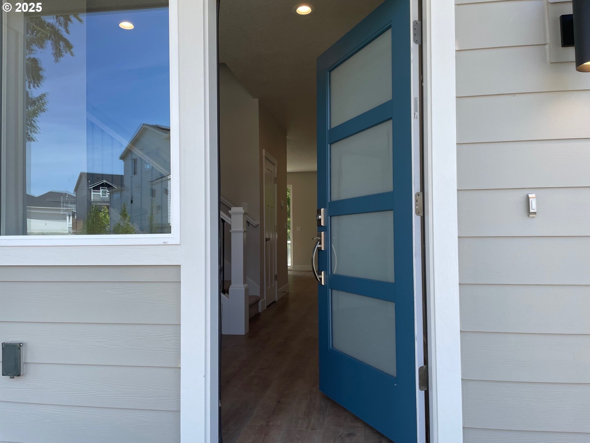 Sherwood, Oregon 97140, United States, 3 Bedrooms Bedrooms, ,3 BathroomsBathrooms,Residential,Active,91053