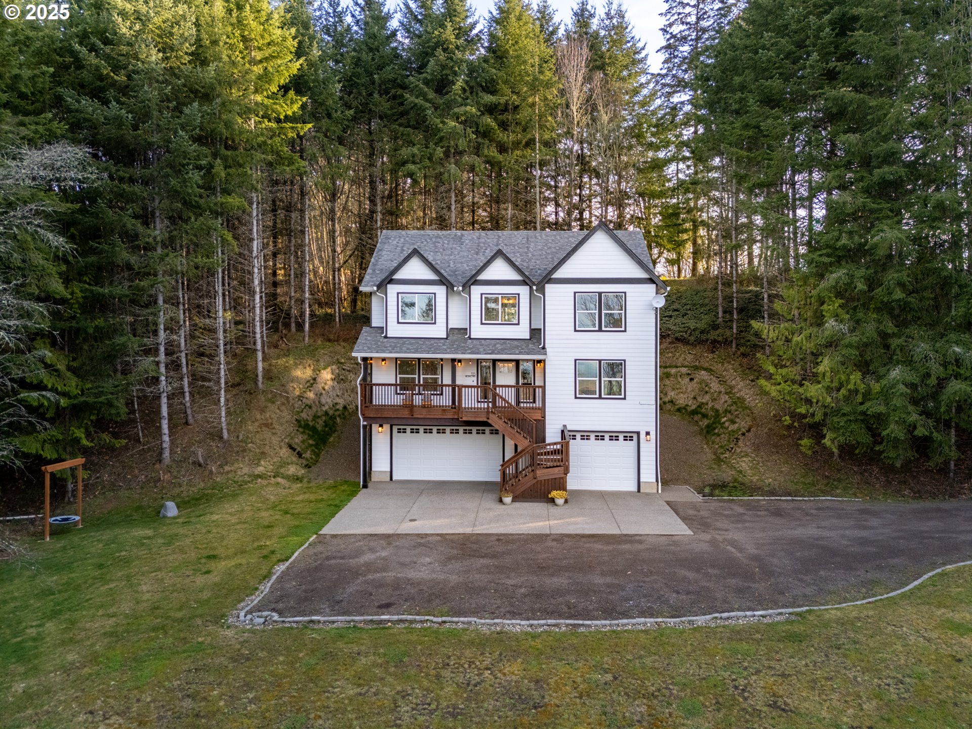 335 HILLSDALE DR