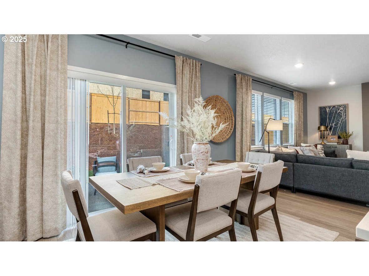 16695 SE Crossland ST