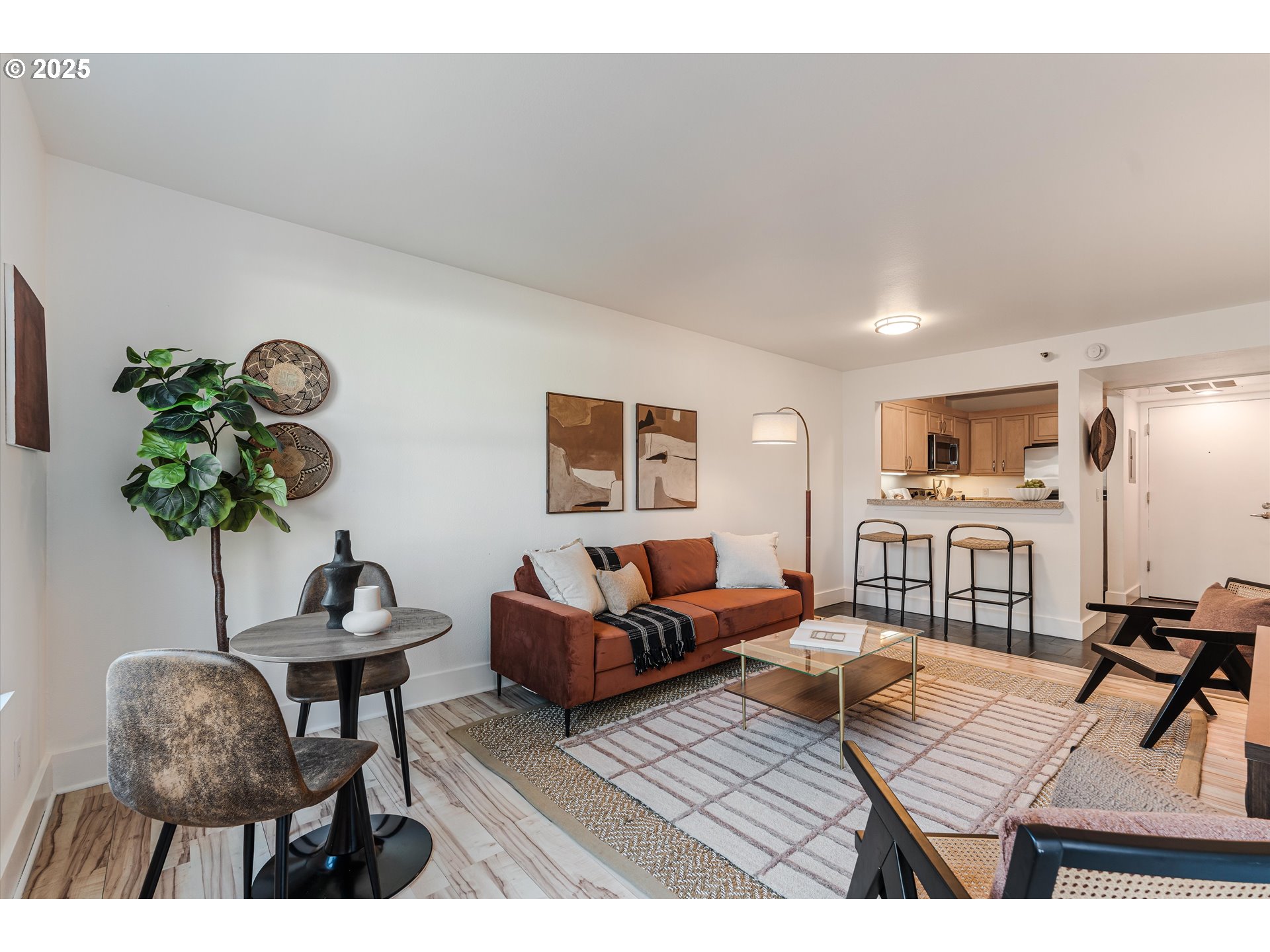 1500 SW PARK AVE 215