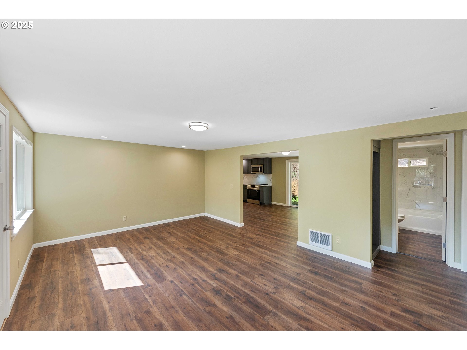 60422 FOXGLOVE RD