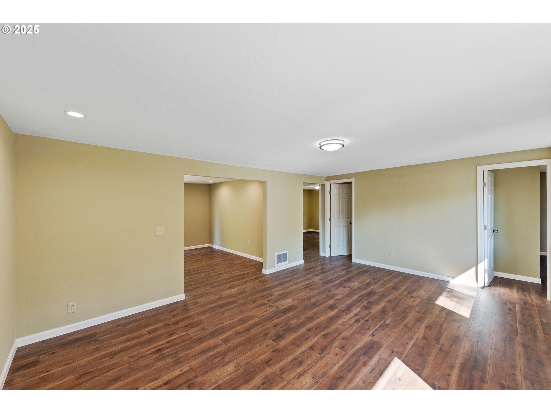 60422 FOXGLOVE RD