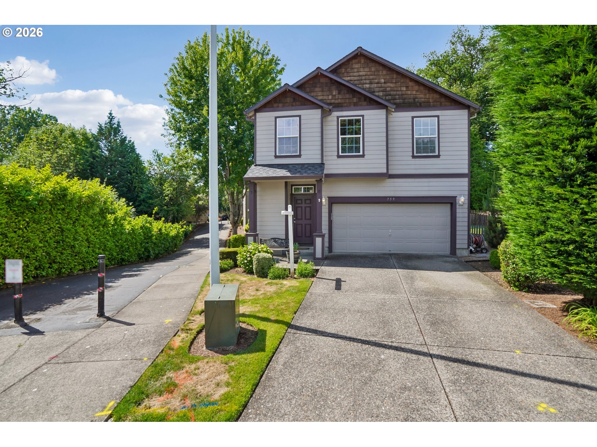 759 SE CAMELLIA CT