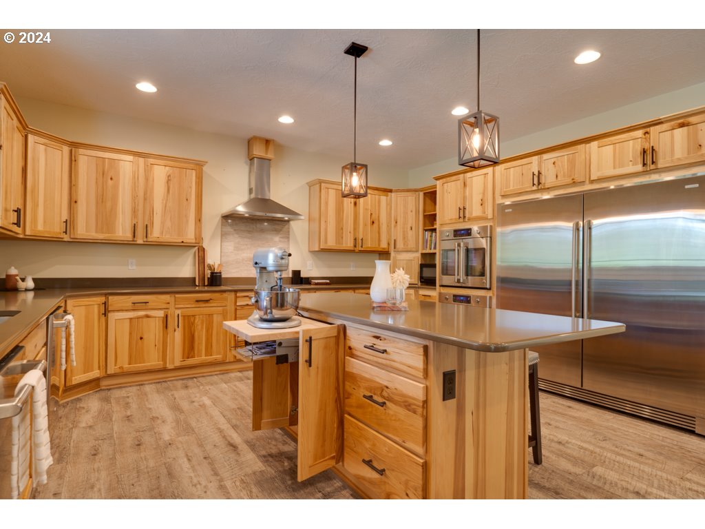 36 LONESOME PINES DR