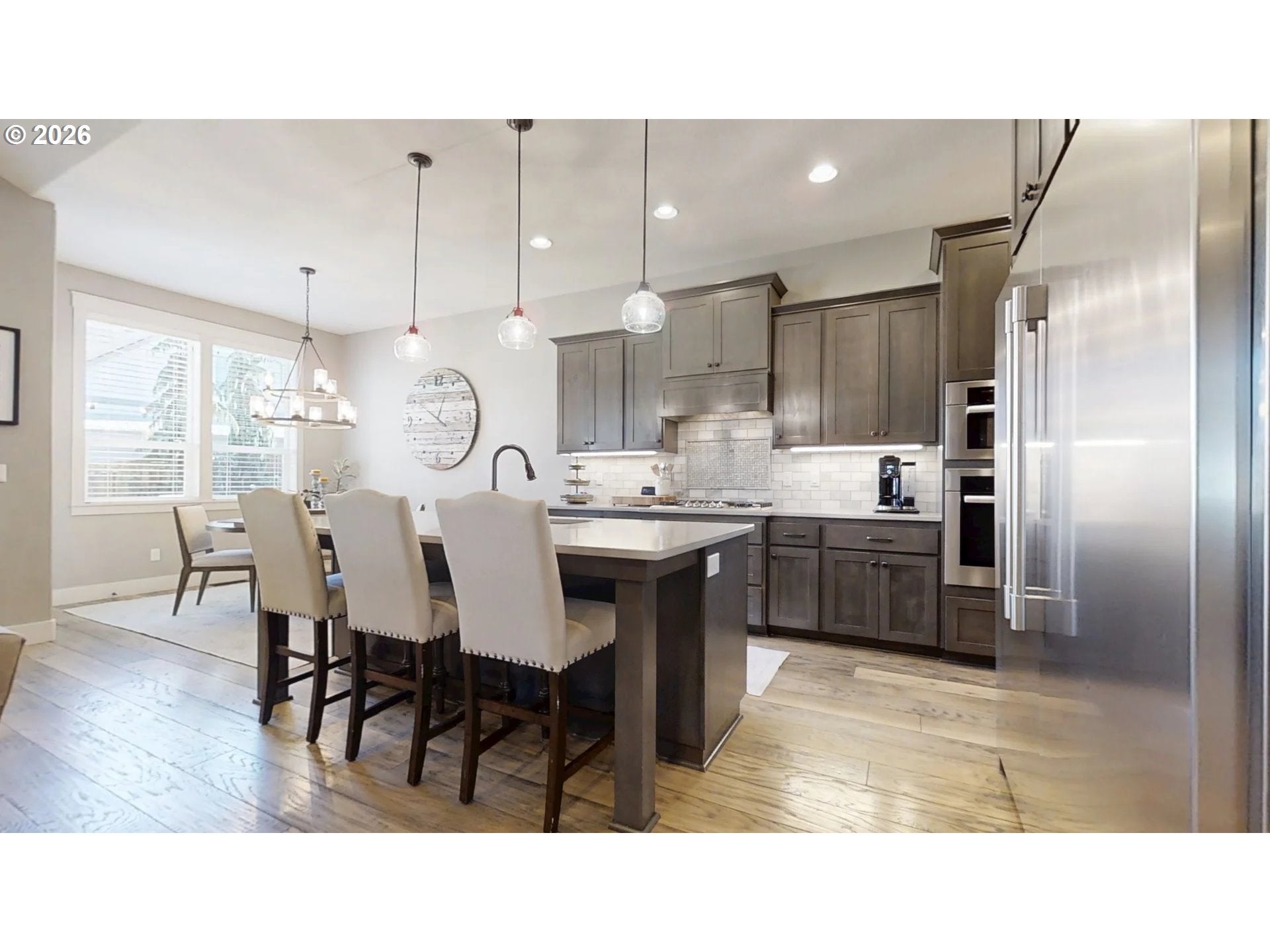 1517 W ASPEN PL