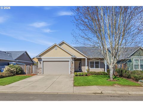 956 KAYLEE AVE Junction City OR 97448