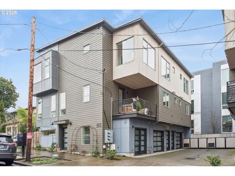 2511 SE 29TH AVE Portland OR 97202