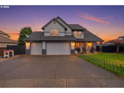 946 REAGAN AVE NW Salem OR 97304