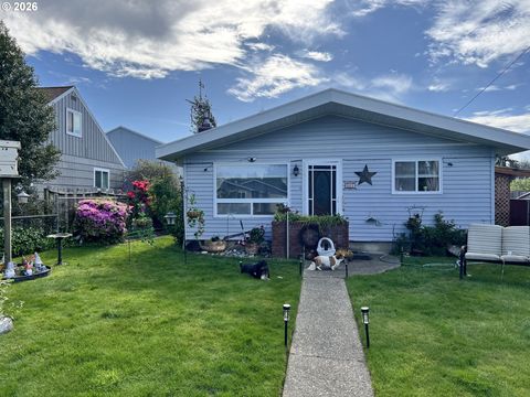 2478 MARION ST North Bend OR 97459