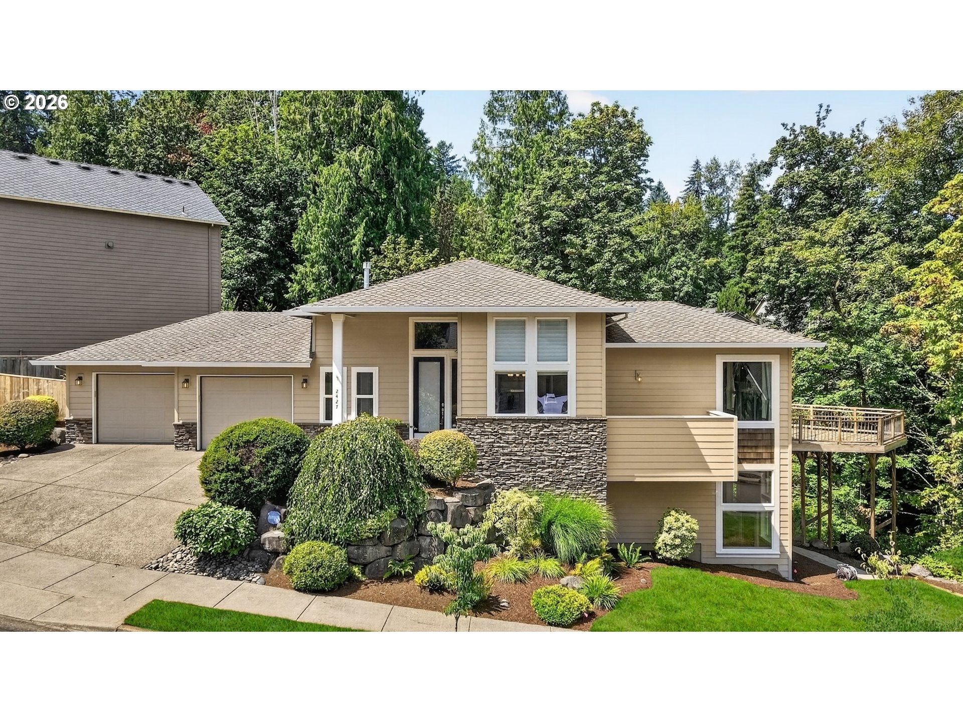 2427 SE ELLIOTT DR