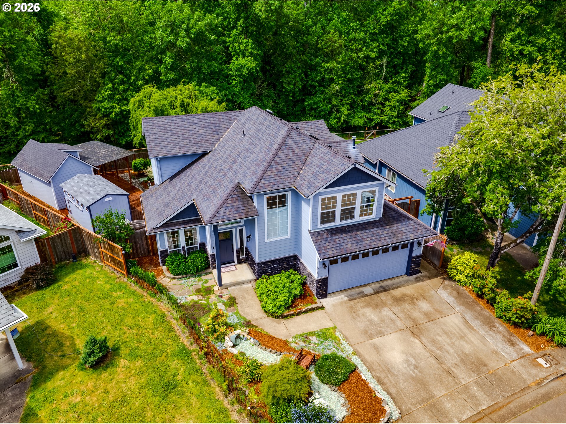 1528 SW BIRDIE DR