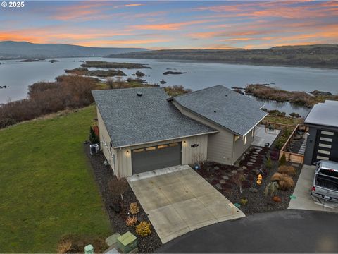 125 SOUTHSHORE LN The Dalles OR 97058