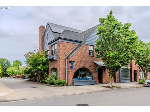 1510 NE VILLAGE ST Fairview OR 97024