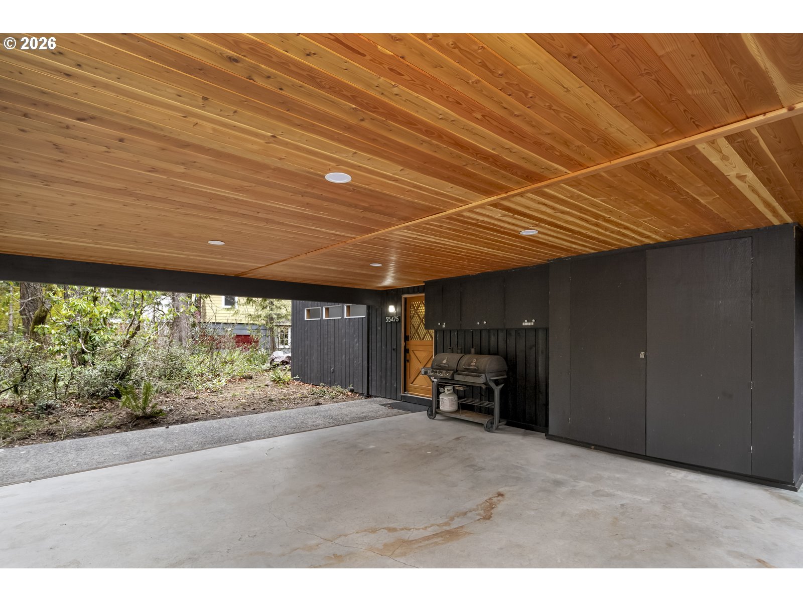 55475 SE WHITE CAP LN