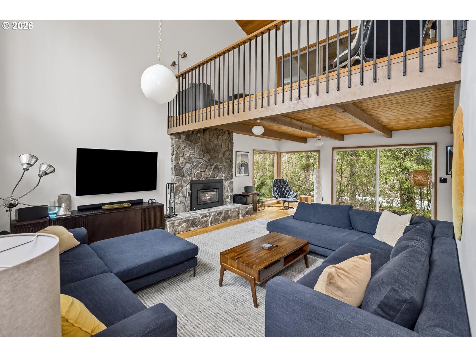 55475 SE WHITE CAP LN