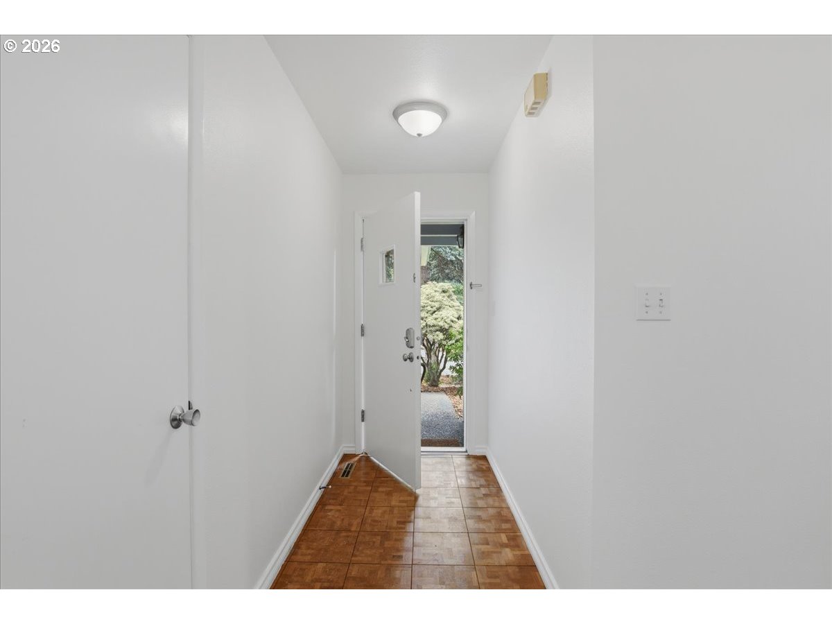 3132 NW NORWOOD ST