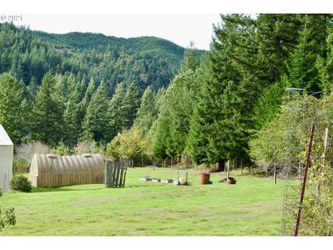 A home in Gold Beach