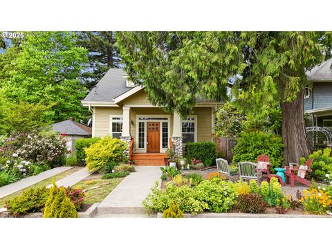 7033 N PORTSMOUTH AVE Portland OR 97203