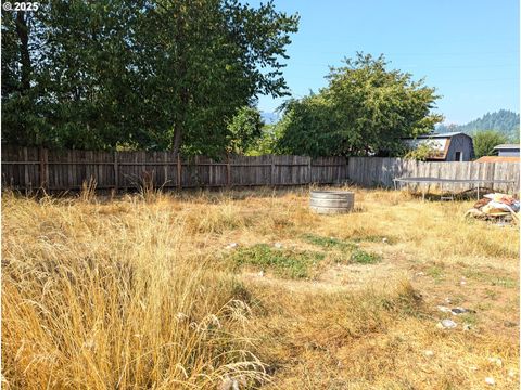 Tiny photo for 47696 W 1st St, Oakridge, OR 97463 (MLS # 619377929)