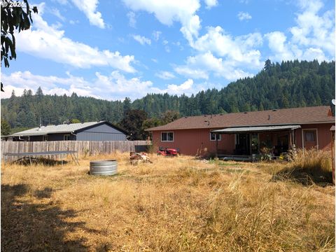 Tiny photo for 47696 W 1st St, Oakridge, OR 97463 (MLS # 619377929)