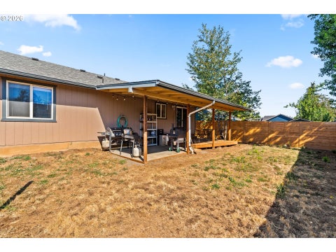 Tiny photo for 1033 Ash Grove Loop, Creswell, OR 97426 (MLS # 772576723)