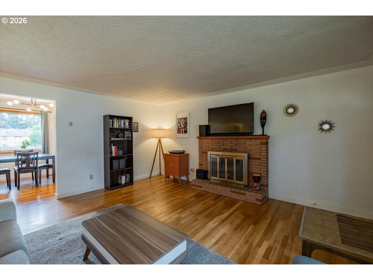 4472 COLOMA DR SE