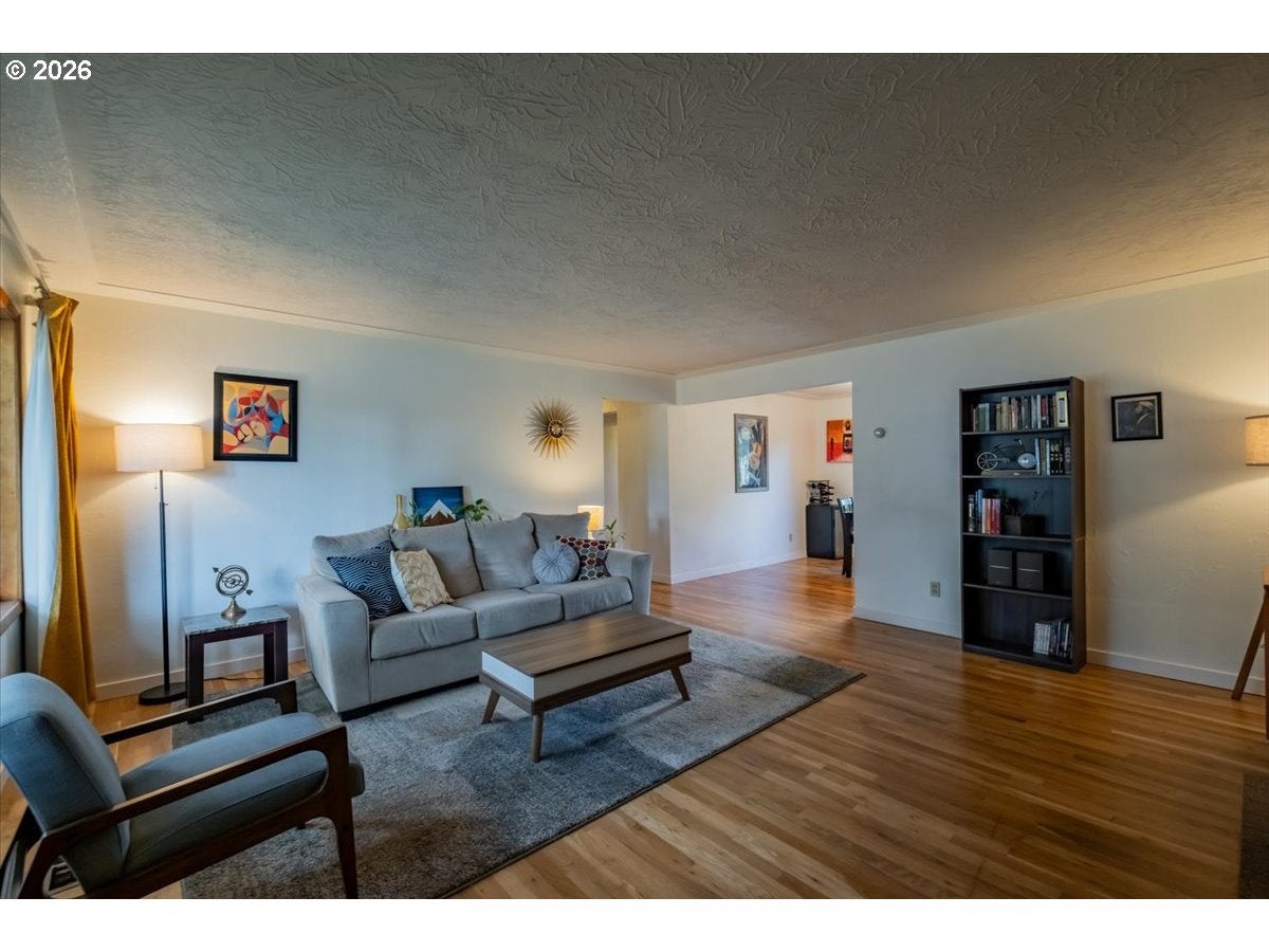 4472 COLOMA DR SE