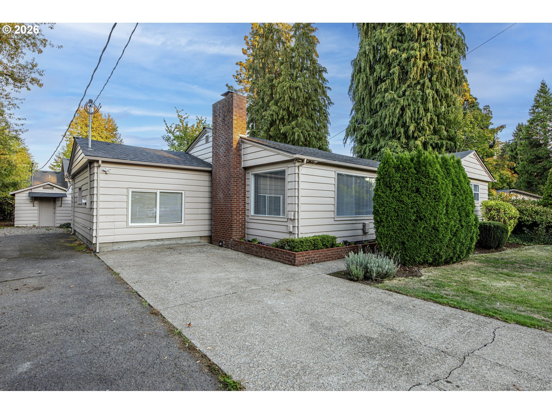 953 FORRESTER WAY