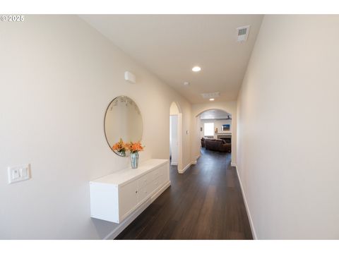Tiny photo for 207 Rockcrest Dr, Lowell, OR 97452 (MLS # 293003347)