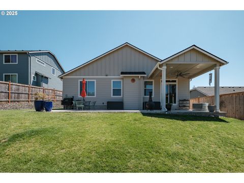 Tiny photo for 207 Rockcrest Dr, Lowell, OR 97452 (MLS # 293003347)
