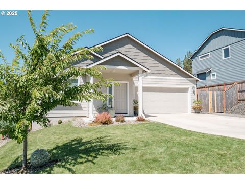 Tiny photo for 207 Rockcrest Dr, Lowell, OR 97452 (MLS # 293003347)