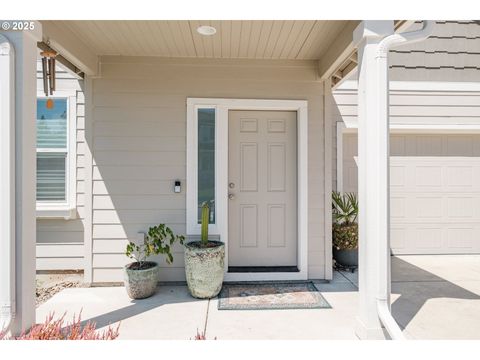 Tiny photo for 207 Rockcrest Dr, Lowell, OR 97452 (MLS # 293003347)